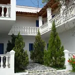 Blue Gardens Apartments