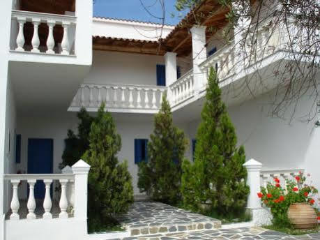 Blue Garden 3*